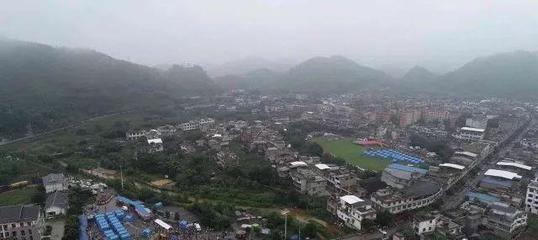 大疆8名技術(shù)人員攜多款無人機(jī)馳援四川地震，科技建模助力高效搜救